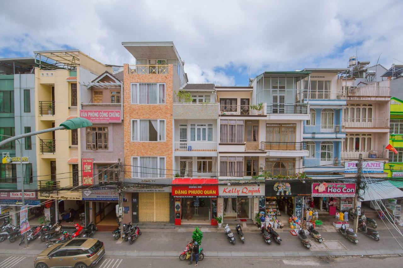 Lan Phuong Hotel Da Lat Exterior photo